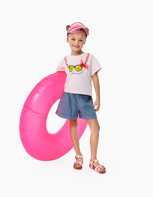 Купить светло-розовую футболку для девочки