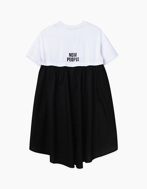 Ассиметричное платье свободного силуэта с оригинальным декором Купить ассиметричное платье свободного силуэта с оригинальным декором