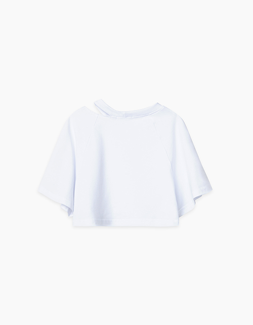 Белый топ объемного силуэта Купить белый топ объемного силуэта