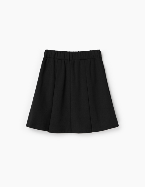 Купить черную юбку трапециевидного силуэта