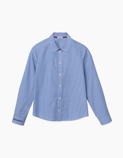 Рубашка в бело-голубую полоску