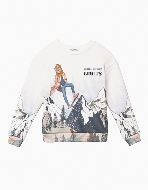 Молочный свитшот с принтом для мальчика