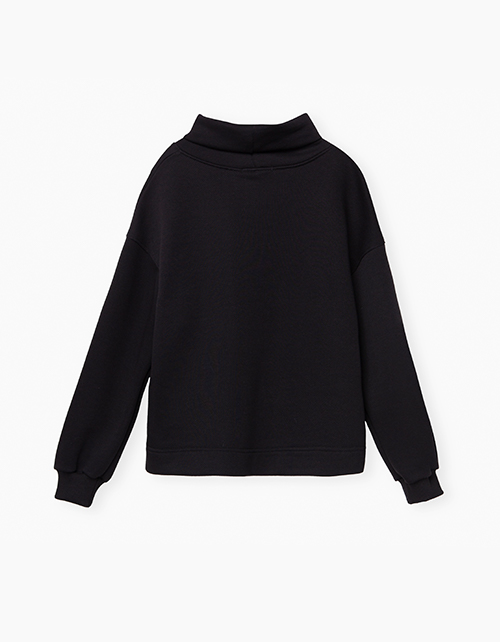 Черный оверсайз свитшот для девочки Черный оверсайз свитшот для девочки