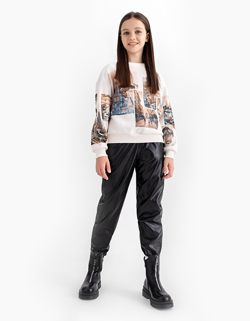 Брюки-каррот из экокожи для девочки