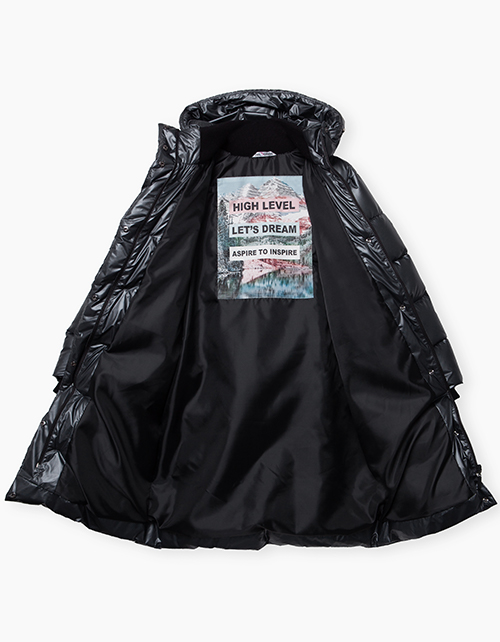 Черное зимнее пальто для девочки