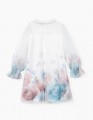 Молочное нарядное платье с дизайнерским принтом