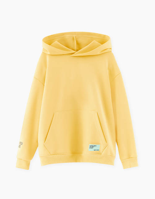Стильное светло-желтое худи для мальчика Стильное светло-желтое худи для мальчика