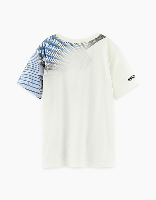 Молочная футболка для мальчика