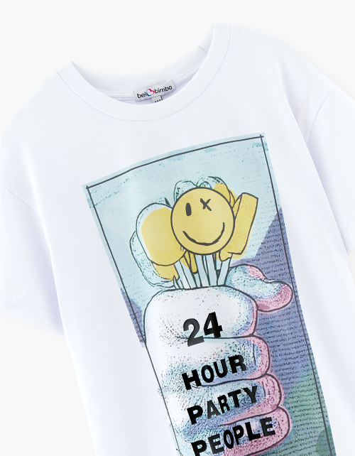 Белая летняя футболка с принтом для мальчика