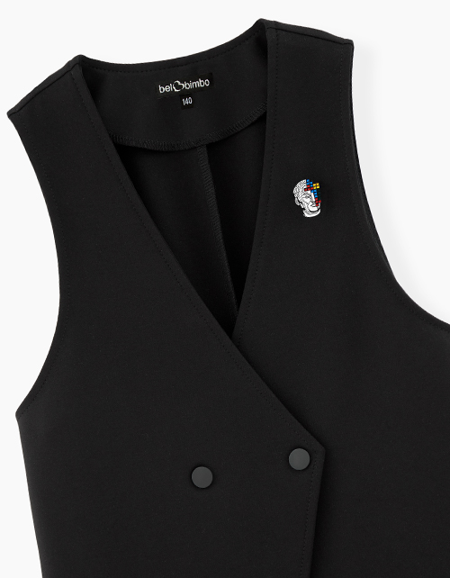 Удлиненный черный жилет для девочки