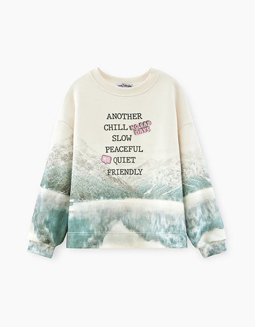 Молочный свитшот для девочки