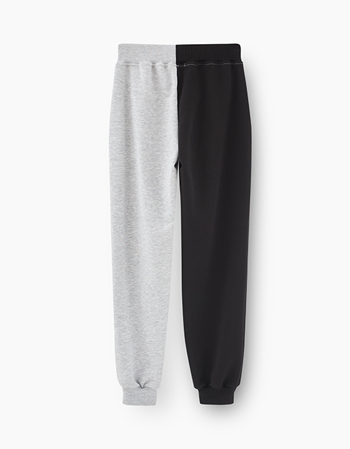 Брюки-джоггеры в стиле колор-блок Брюки-джоггеры в стиле колор-блок