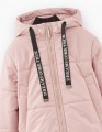 Стильная темно-розовая осенняя куртка для девочки