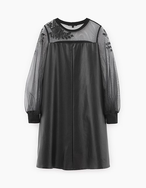 Эффектное платье из экокожи