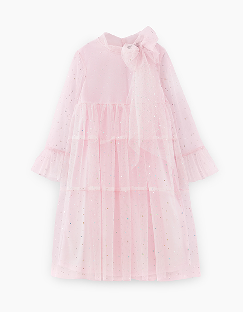 Светло-розовое нарядное платье