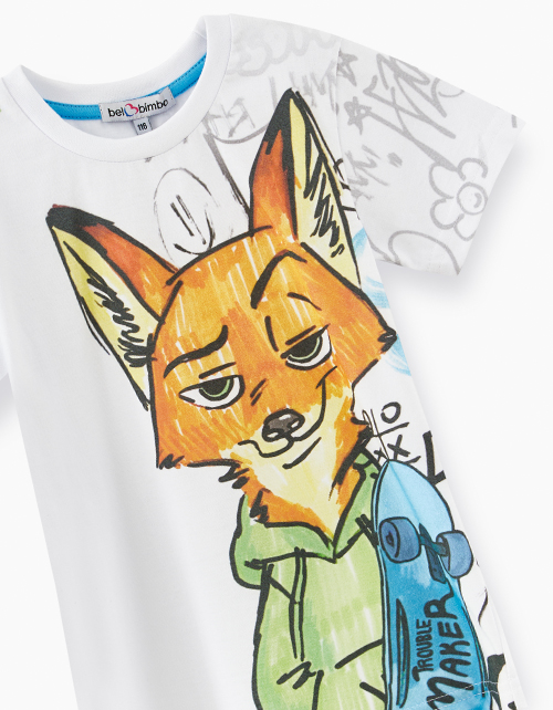 Стильная белая футболка с принтом для мальчика