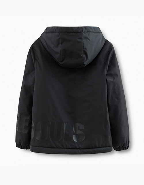 Весенняя куртка для мальчика