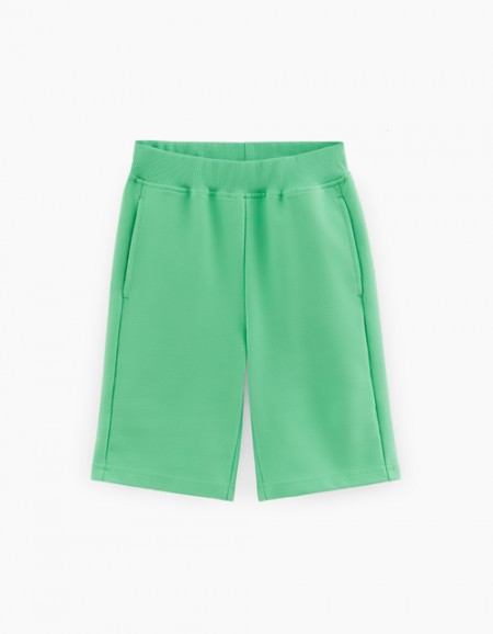 Яркие шорты для мальчика