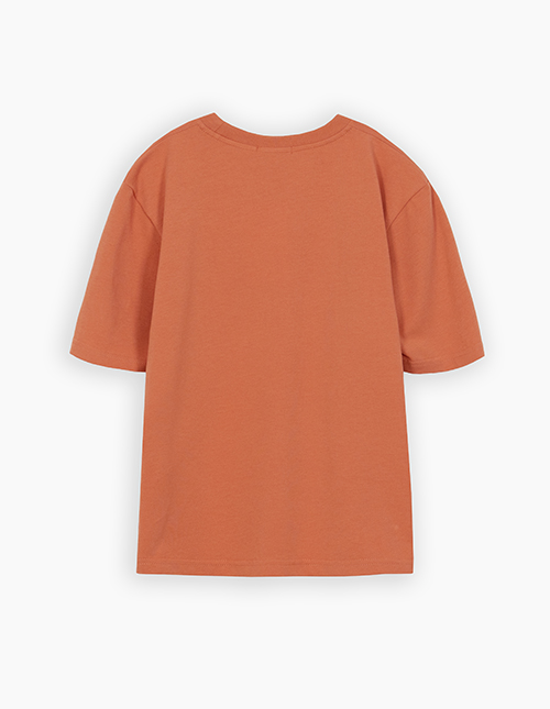 Футболка абрикосового оттенка для мальчика
