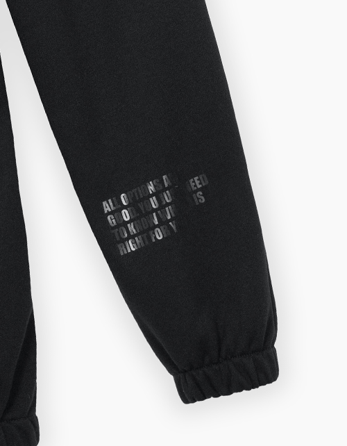 Чёрные брюки-джоггеры для мальчика