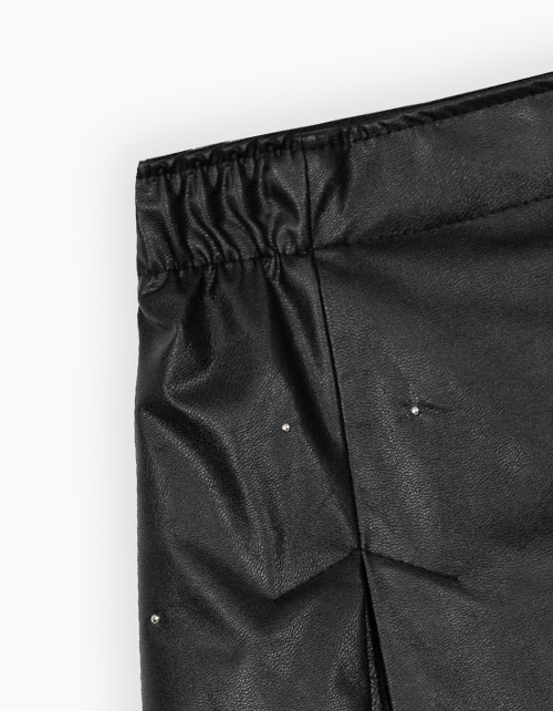 Эффектная чёрная юбка-шорты