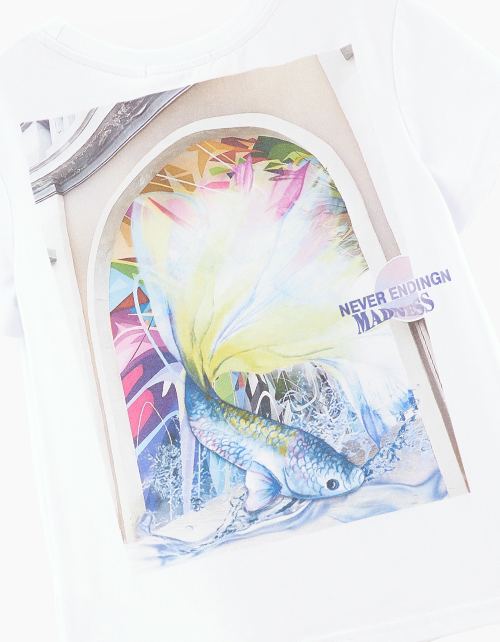 Дизайнерская белая футболка для девочки Дизайнерская белая футболка для девочки