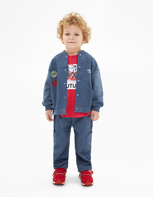 Стильный бомбер в оттенке деним для мальчика