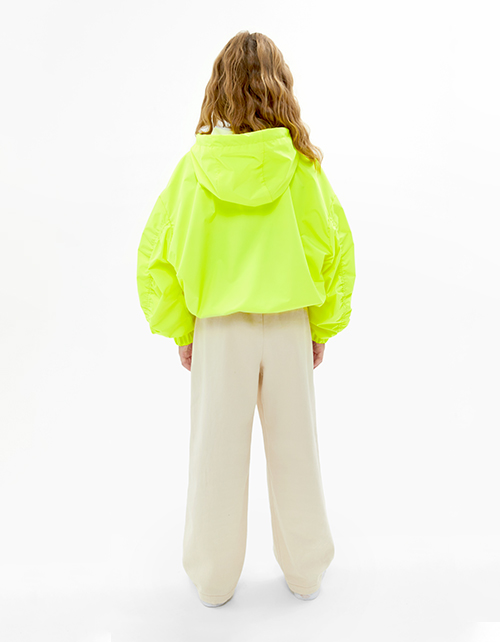 Весенняя ветровка оттенка кибер лайм для девочки
