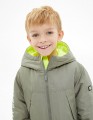 Весенняя куртка оттенка светлая олива для мальчика