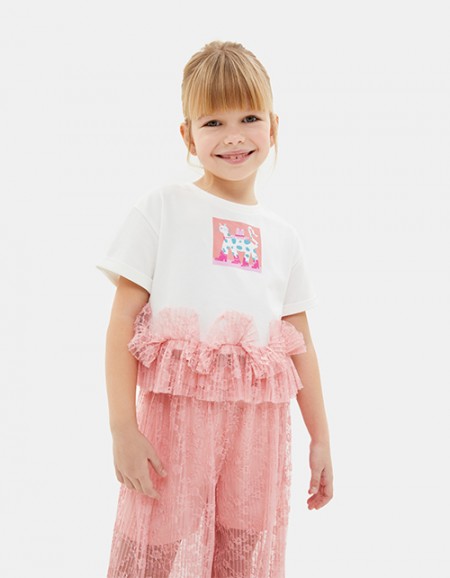 Нарядная футболка оттенка молоко для девочки