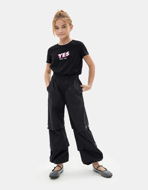 Чёрная нарядная футболка для девочки