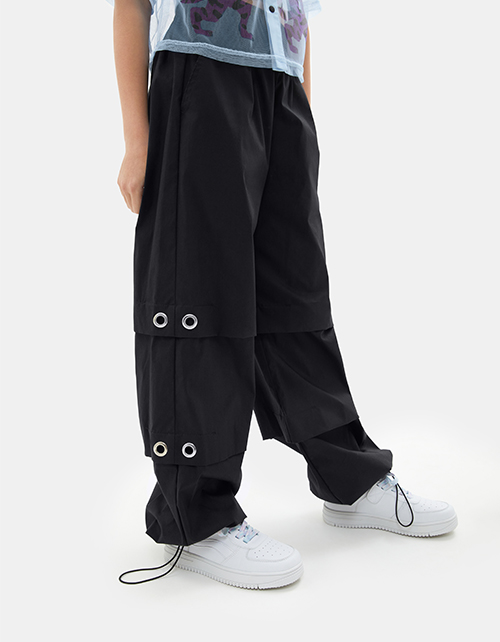 Чёрные брюки-парашюты для девочки Чёрные брюки-парашюты для девочки