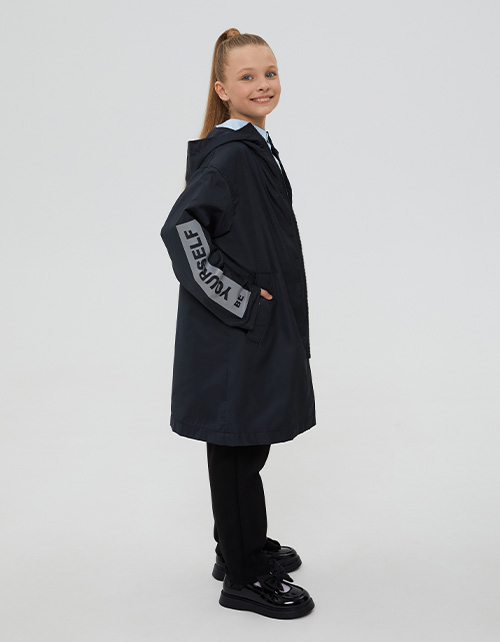 Плащ чёрного цвета для девочки