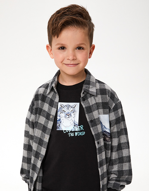 Чёрная футболка для мальчика Чёрная футболка для мальчика