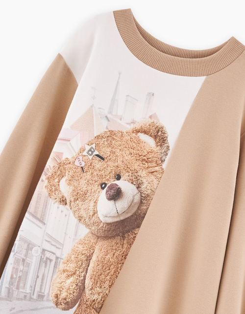 Платье бежевого оттенка для девочки Платье бежевого оттенка для девочки