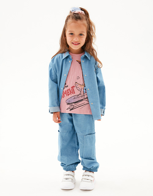 Джинсовая рубашка для девочки