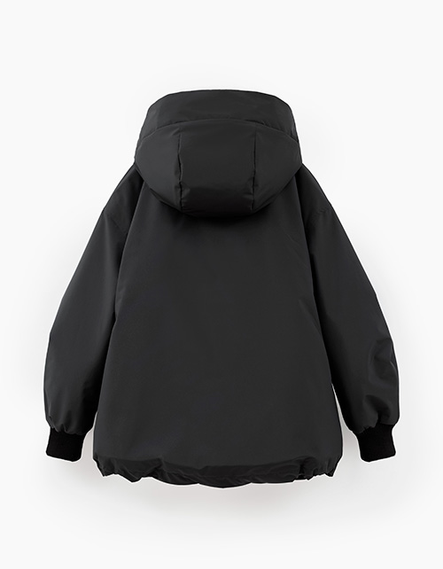 Чёрная осенняя куртка