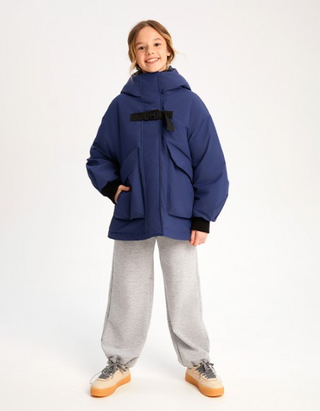 Тёмно-синяя осенняя куртка