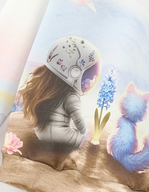 Дизайнерский свитшот для девочки