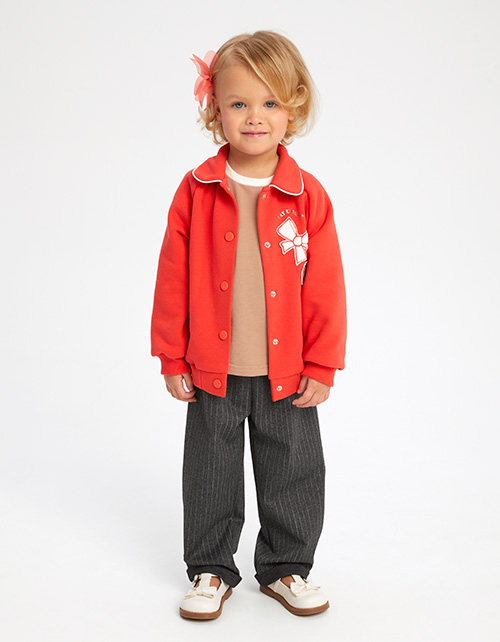 Яркий жакет для девочки