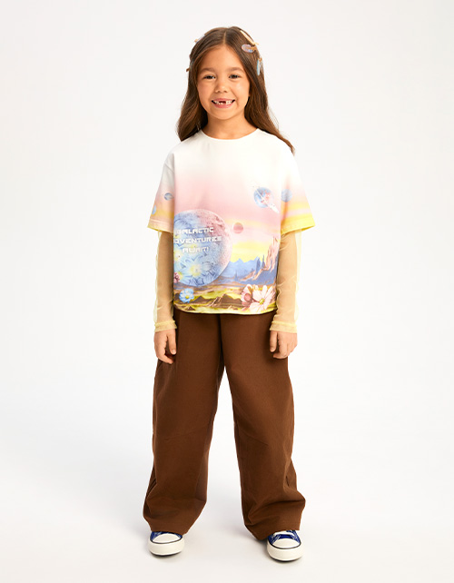 Стильный лонгслив для девочки Стильный лонгслив для девочки