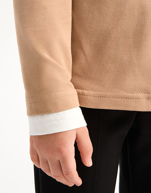 Бежевый лонгслив для девочки