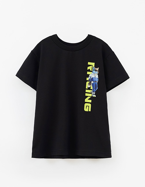 Дизайнерская футболка для мальчика