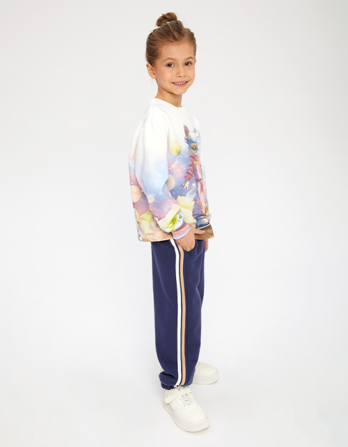 Дизайнерский свитшот для девочки Дизайнерский свитшот для девочки