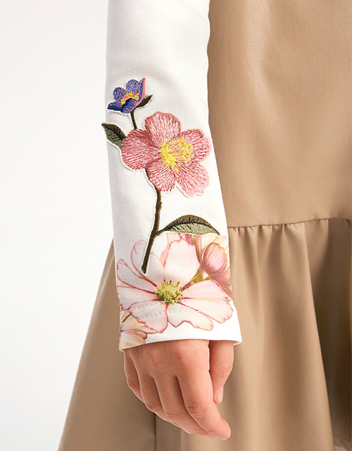 Стильное платье для девочки