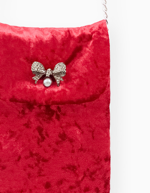 Бархатная красная сумка для девочки Бархатная красная сумка для девочки