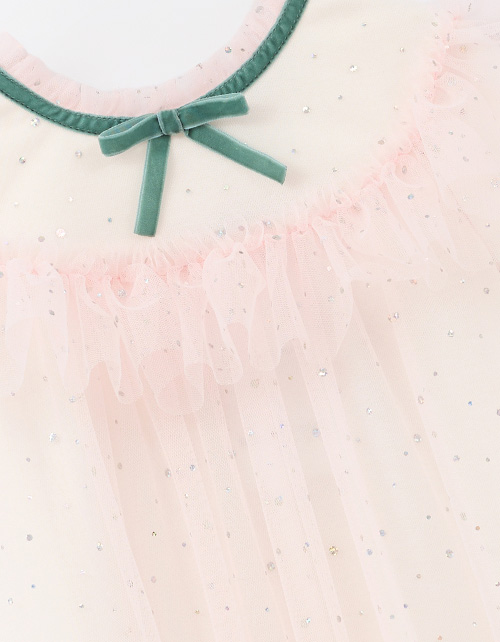 Элегантное платье с пайетками для девочки