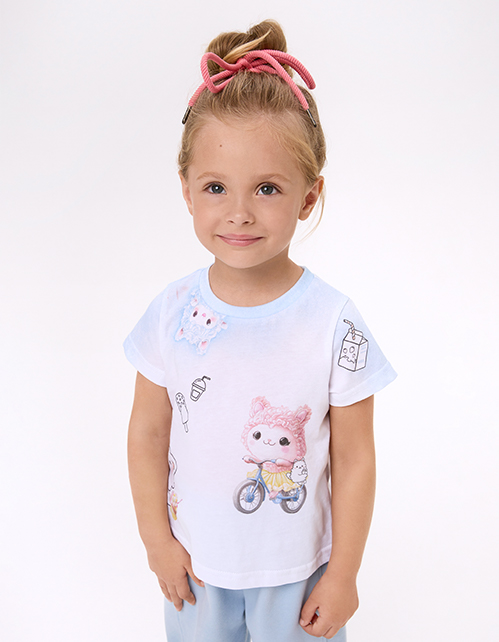 Дизайнерская футболка для девочки