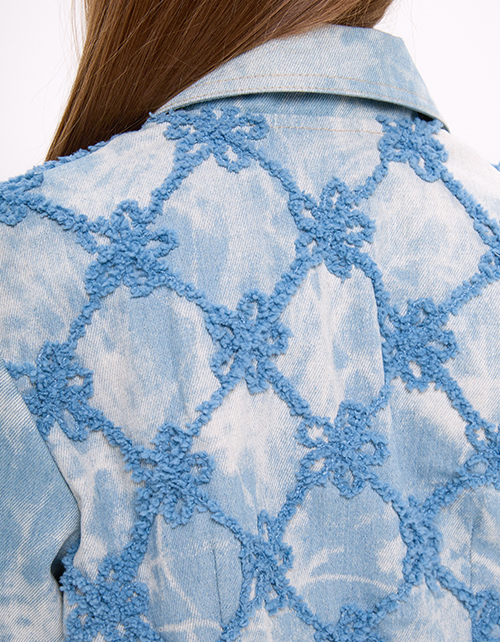 Укороченный жакет из варёного денима с вышивкой для девочки Укороченный жакет из варёного денима с вышивкой для девочки