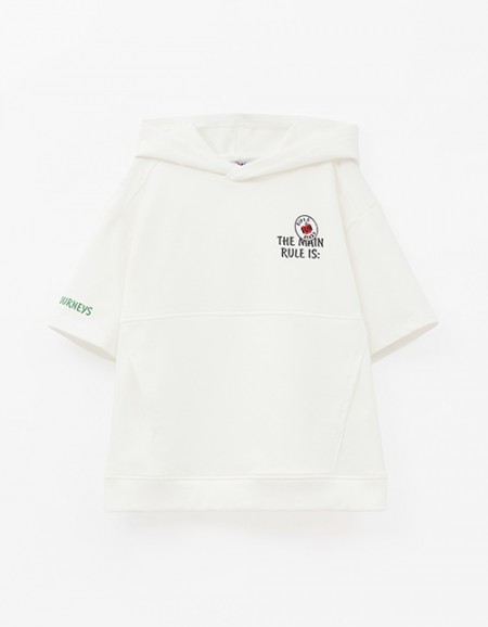 Молочное худи с коротким рукавом для мальчика